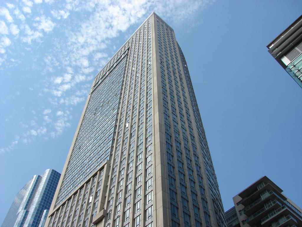 Visitor Accommodation Toronto Exterior photo